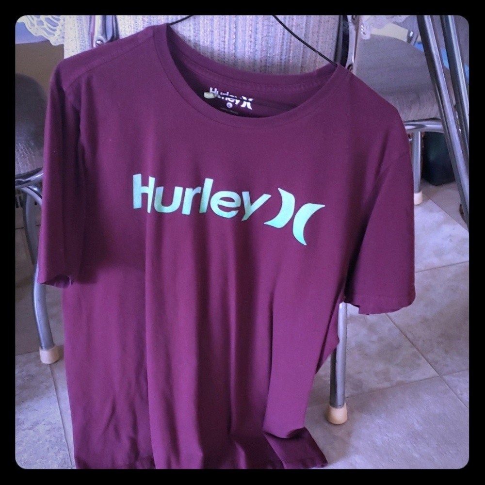 Hurley T-shirt